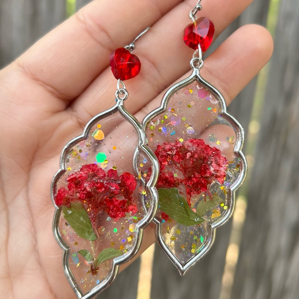 Handmade resin earrings flower